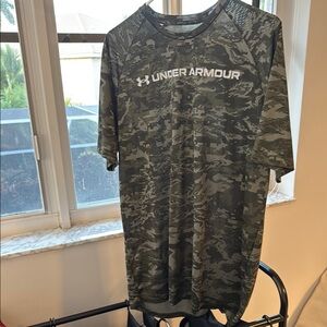 Under Armour Green Short Sleeve Tee Camouflage